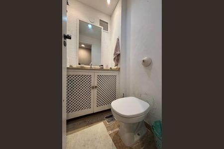 Apartamento para alugar com 138m², 5 quartos e 2 vagas Apartamento para alugar com 138m², 5 quartos e 2 vagasLavabo