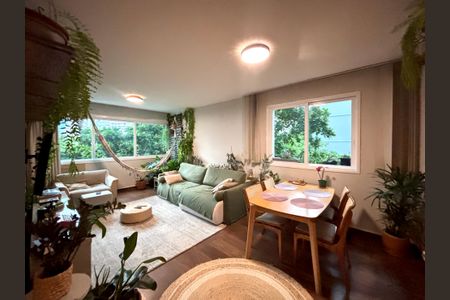 Sala de apartamento para alugar com 5 quartos, 138m² em Ipanema, Rio de Janeiro