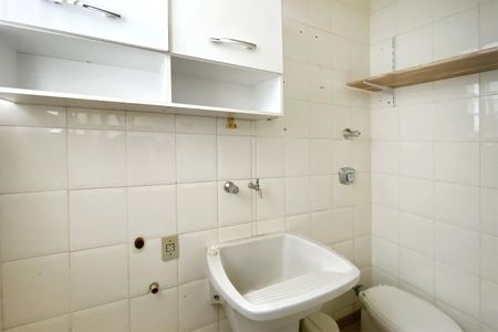 Apartamento à venda com 64m², 1 quarto e sem vagaÁrea de Serviço