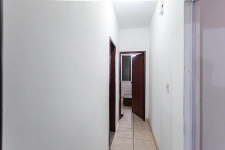Corredor de apartamento à venda com 3 quartos, 108m² em Calafate, Belo Horizonte