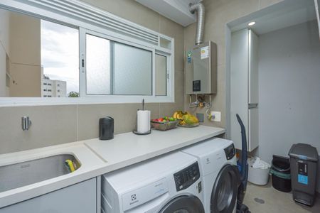 Apartamento à venda com 120m², 3 quartos e 2 vagas Apartamento à venda com 120m², 3 quartos e 2 vagasÁrea de Serviço