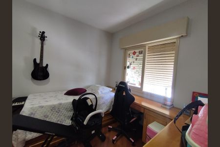 Casa à venda com 246m², 4 quartos e 3 vagas Casa à venda com 246m², 4 quartos e 3 vagasSuíte 2