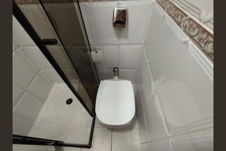 Casa à venda com 246m², 4 quartos e 3 vagas Casa à venda com 246m², 4 quartos e 3 vagasBanheiro - torneira