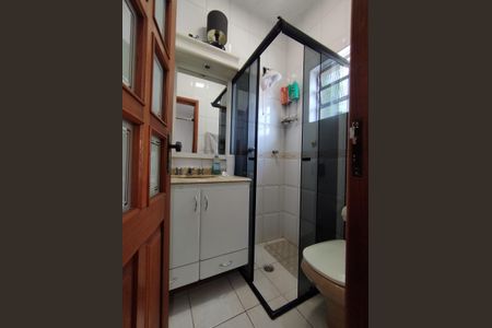 Casa à venda com 246m², 4 quartos e 3 vagas Casa à venda com 246m², 4 quartos e 3 vagasBanheiro - torneira