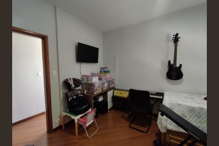 Casa à venda com 246m², 4 quartos e 3 vagas Casa à venda com 246m², 4 quartos e 3 vagasSuíte 2