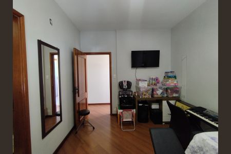 Casa à venda com 246m², 4 quartos e 3 vagas Casa à venda com 246m², 4 quartos e 3 vagasSuíte 2