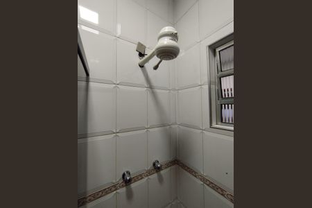 Casa à venda com 246m², 4 quartos e 3 vagas Casa à venda com 246m², 4 quartos e 3 vagasBanheiro - torneira