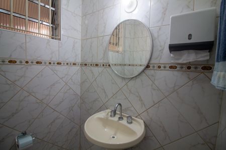 Casa à venda com 254m², 5 quartos e 3 vagasLavabo