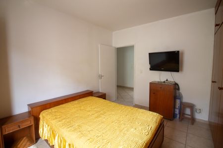 Casa à venda com 254m², 5 quartos e 3 vagasQuarto 1