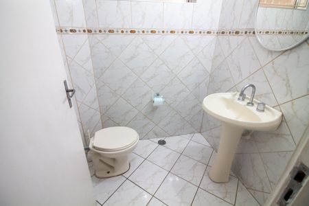 Casa à venda com 254m², 5 quartos e 3 vagasLavabo