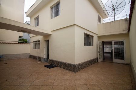 Casa à venda com 254m², 5 quartos e 3 vagasQuintal