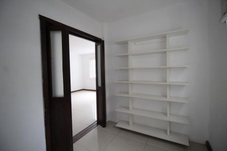 Apartamento à venda com 110m², 3 quartos e 3 vagasCozinha