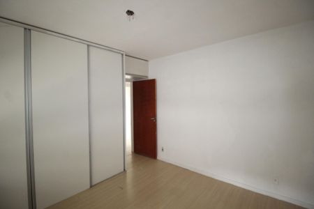 Apartamento à venda com 110m², 3 quartos e 3 vagasSuíte 1