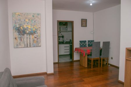 Sala de apartamento à venda com 3 quartos, 90m² em Santo Antônio, Belo Horizonte