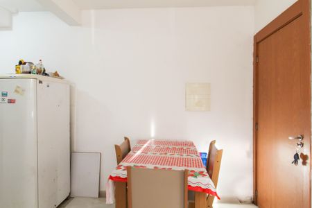 Sala de apartamento à venda com 2 quartos, 935m² em Olaria, Canoas