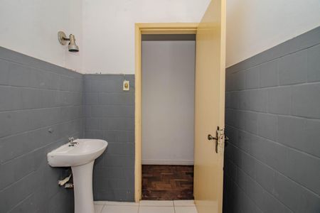 Apartamento à venda com 76m², 2 quartos e sem vaga Apartamento à venda com 76m², 2 quartos e sem vagaBanheiro