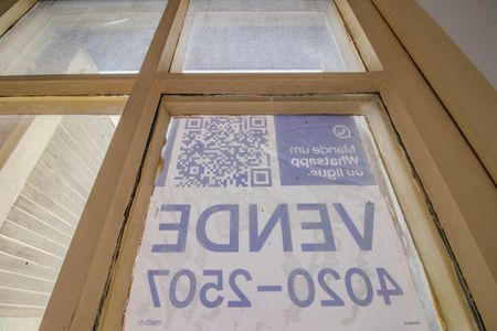 Apartamento à venda com 76m², 2 quartos e sem vaga Apartamento à venda com 76m², 2 quartos e sem vagaPlaquinha