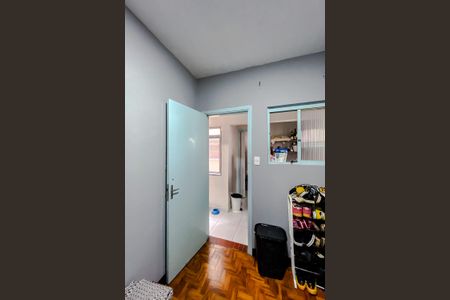 Apartamento à venda com 76m², 3 quartos e 1 vaga Apartamento à venda com 76m², 3 quartos e 1 vagaQuarto de Serviço