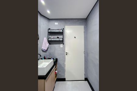 Apartamento à venda com 76m², 3 quartos e 1 vaga Apartamento à venda com 76m², 3 quartos e 1 vagaBanheiro