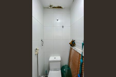 Apartamento à venda com 76m², 3 quartos e 1 vaga Apartamento à venda com 76m², 3 quartos e 1 vagaBanheiro de serviço