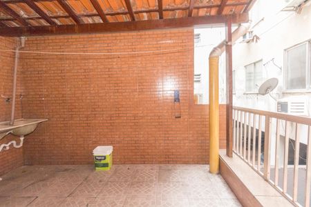 Apartamento para alugar com 62m², 2 quartos e sem vagaCozinha e Área de Serviço