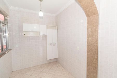Apartamento para alugar com 62m², 2 quartos e sem vagaCozinha e Área de Serviço