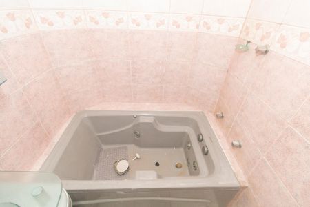 Apartamento para alugar com 62m², 2 quartos e sem vagaBanheiro