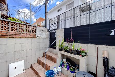 Casa para alugar com 56m², 2 quartos e sem vagaÁrea externa