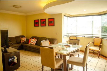 Apartamento à venda com 4 quartos, 160m² em Setor Oeste, Goiânia