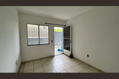 Sala de kitnet/studio para alugar com 1 quarto, 40m² em Vargem Pequena, Rio de Janeiro