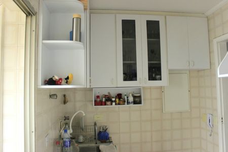 Apartamento para alugar com 75m², 3 quartos e 1 vagaCozinha 
