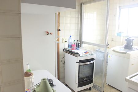 Apartamento para alugar com 75m², 3 quartos e 1 vagaCozinha 
