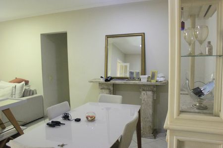 Sala  de apartamento para alugar com 3 quartos, 75m² em Vila Leonor, Guarulhos