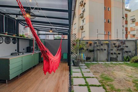 Casa de condomínio à venda com 210m², 3 quartos e 3 vagasPátio