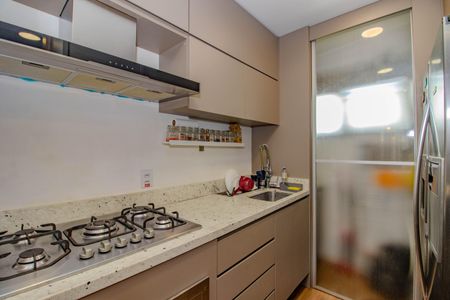 Casa de condomínio à venda com 210m², 3 quartos e 3 vagasCozinha e Área de Serviço