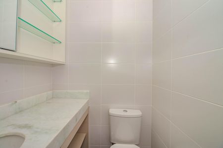 Casa de condomínio à venda com 210m², 3 quartos e 3 vagasBanheiro da Suíte 2