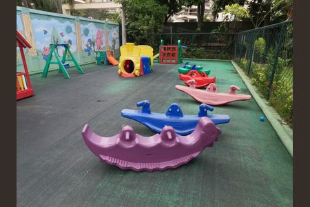 Apartamento à venda com 73m², 2 quartos e 1 vagaÁrea comum - Playground