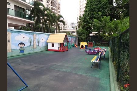 Apartamento à venda com 73m², 2 quartos e 1 vagaÁrea comum - Playground