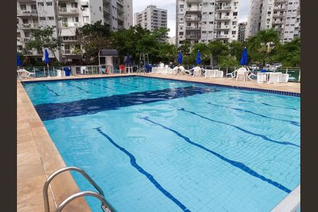 Apartamento à venda com 73m², 2 quartos e 1 vagaPiscina
