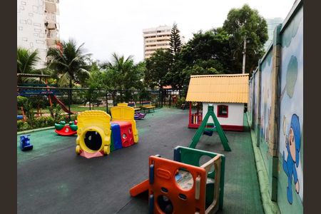 Apartamento à venda com 73m², 2 quartos e 1 vagaÁrea comum - Playground