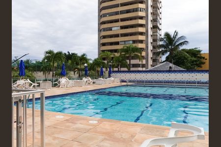 Apartamento à venda com 73m², 2 quartos e 1 vagaPiscina