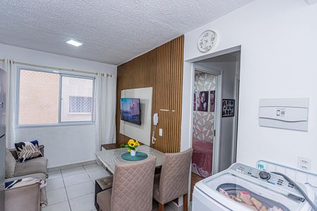 Apartamento para alugar com 30m², 2 quartos e sem vaga Apartamento para alugar com 30m², 2 quartos e sem vagaSala, cozinha e área de serviço