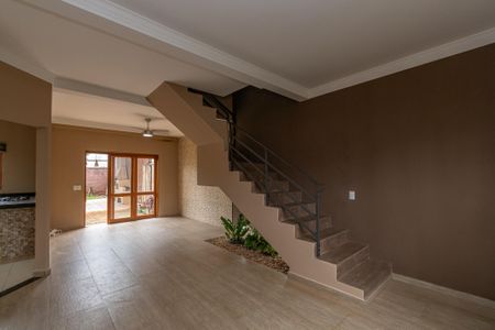 Casa de condomínio para alugar com 125m², 3 quartos e 4 vagasSala de Estar/Jantar 