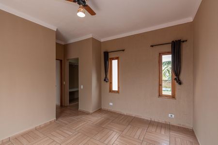 Casa de condomínio para alugar com 125m², 3 quartos e 4 vagasSuite 