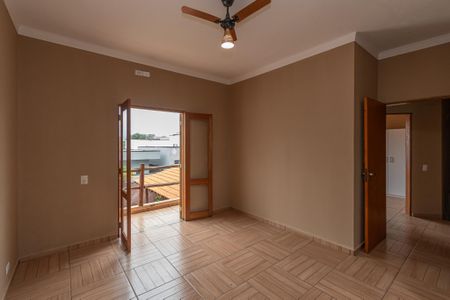 Casa de condomínio para alugar com 125m², 3 quartos e 4 vagasSuite 