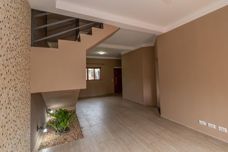 Casa de condomínio para alugar com 125m², 3 quartos e 4 vagasSala de Estar/Jantar 