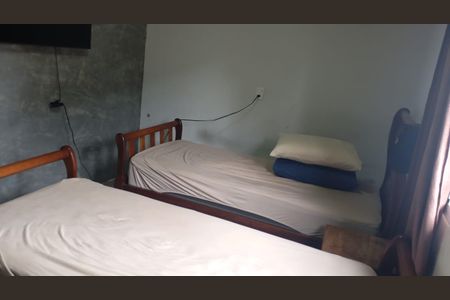 Casa à venda com 100m², 4 quartos e 2 vagas