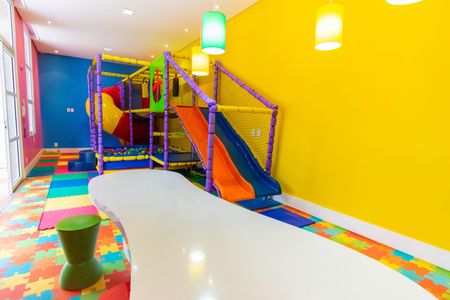 Apartamento à venda com 131m², 4 quartos e 2 vagasÁrea comum