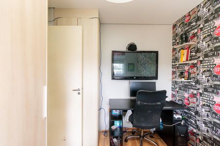 Apartamento à venda com 131m², 4 quartos e 2 vagasQuarto 2