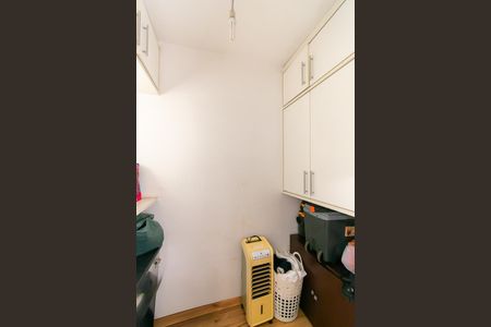 Apartamento à venda com 131m², 4 quartos e 2 vagasQuarto de Serviço